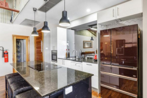 Platinum Precinct - The Apartment